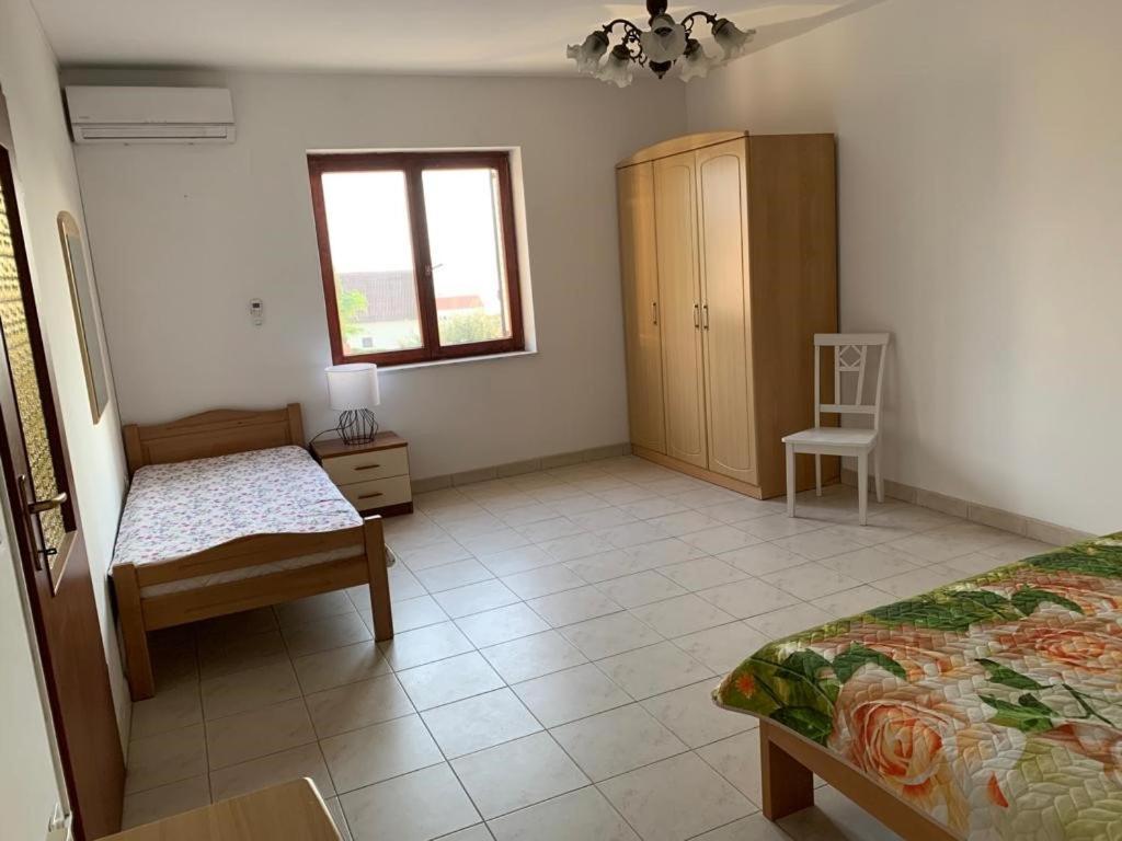 Francis Appartements Pakoštane Kültér fotó
