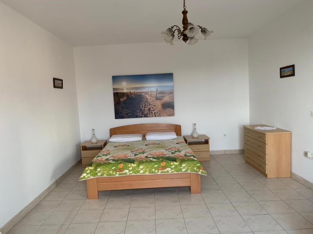 Francis Appartements Pakoštane Kültér fotó